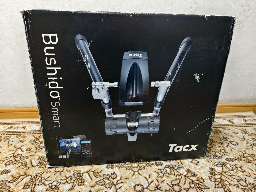 Tacx Smart ローラー台 Model T2780 Bushido