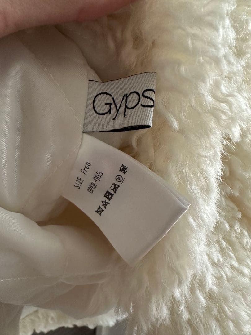 r♡　ジプソフィア　Wool Mohair Teddy Vest