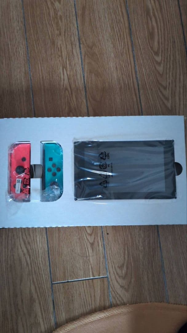 Nintendo Switch 本体　バッテリー強化版