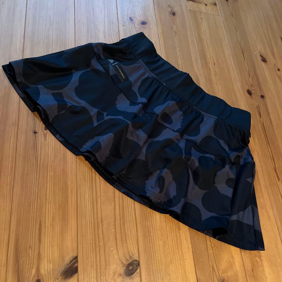 ね*ん様 アディダス　マリメッコ　スコート　大人気完売品