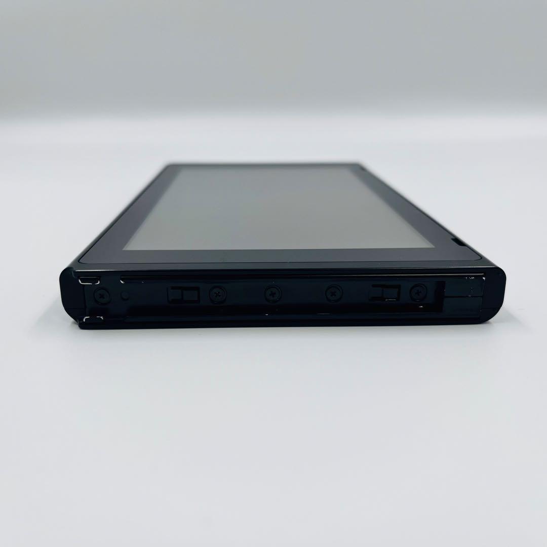 Nintendo switch ニンテンドー スイッチ 本体のみ 2018年製7