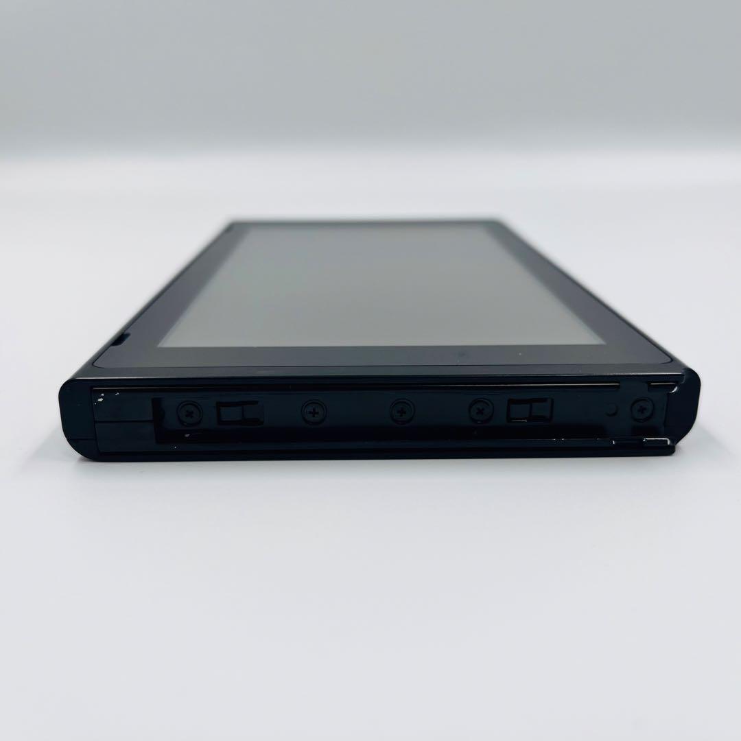 Nintendo switch ニンテンドー スイッチ 本体のみ 2018年製7