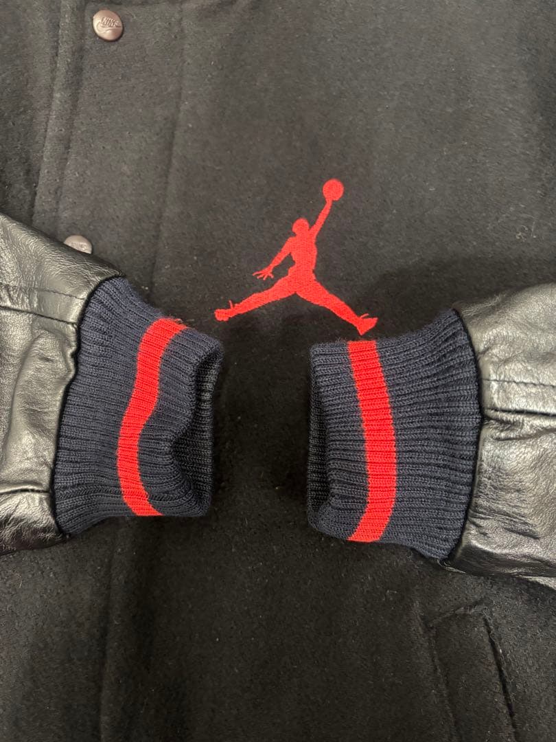 ［NIKE］ナイキ　ジョーダン90s 袖革　スタジャン100 2511-440