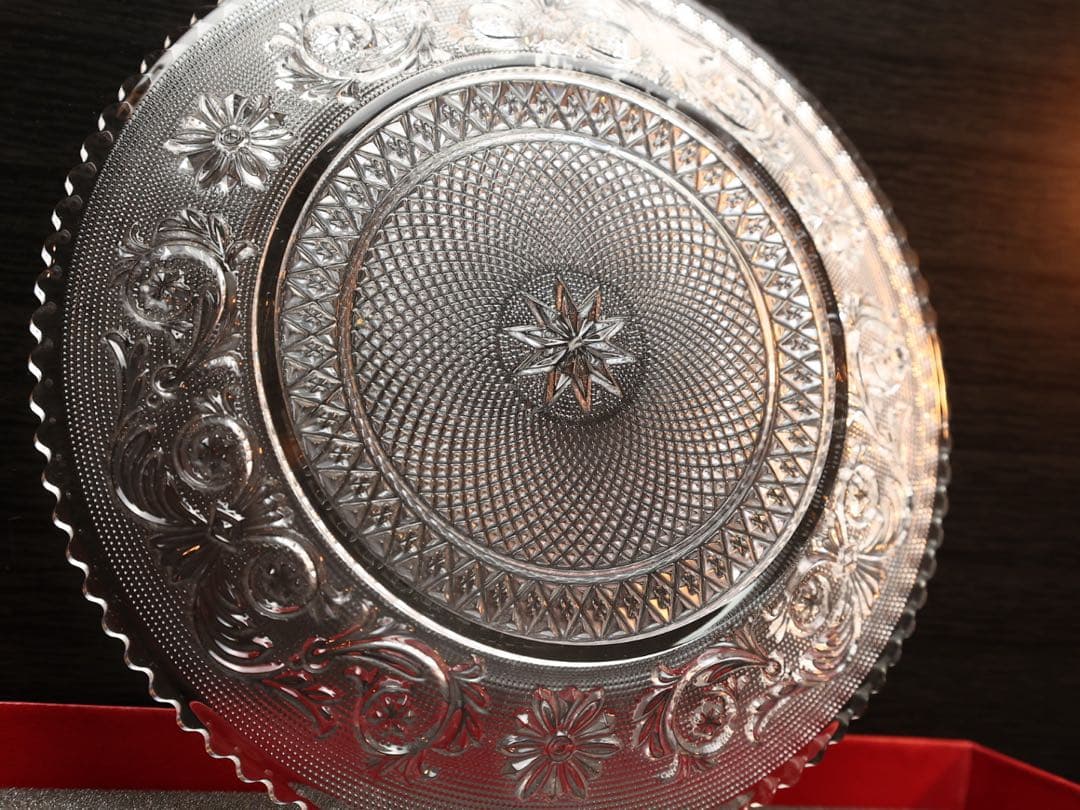 【未使用品】 Baccarat プレート アラベスク 約20㎝