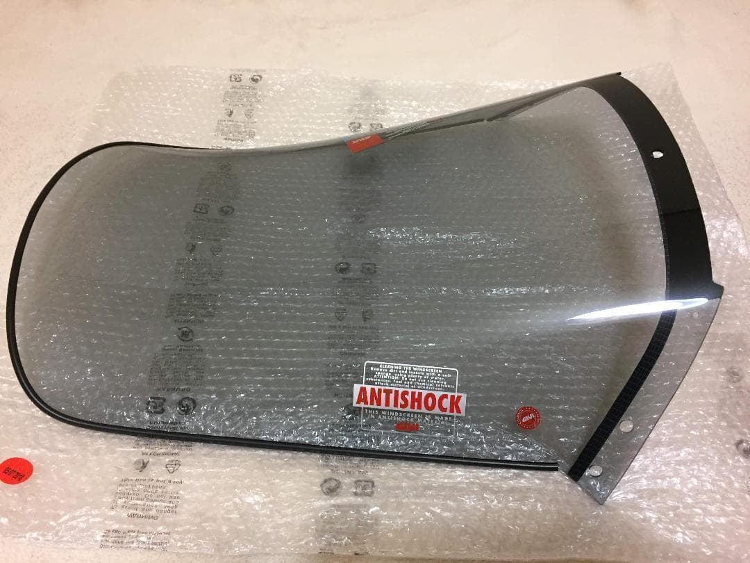 GIVI D182S HONDA フュージョン スクリーン (～06) M024