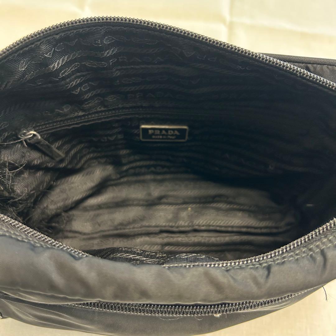 【訳あり品】プラダ ショルダーバッグ ブラック 三角ロゴ ナイロンBT0166