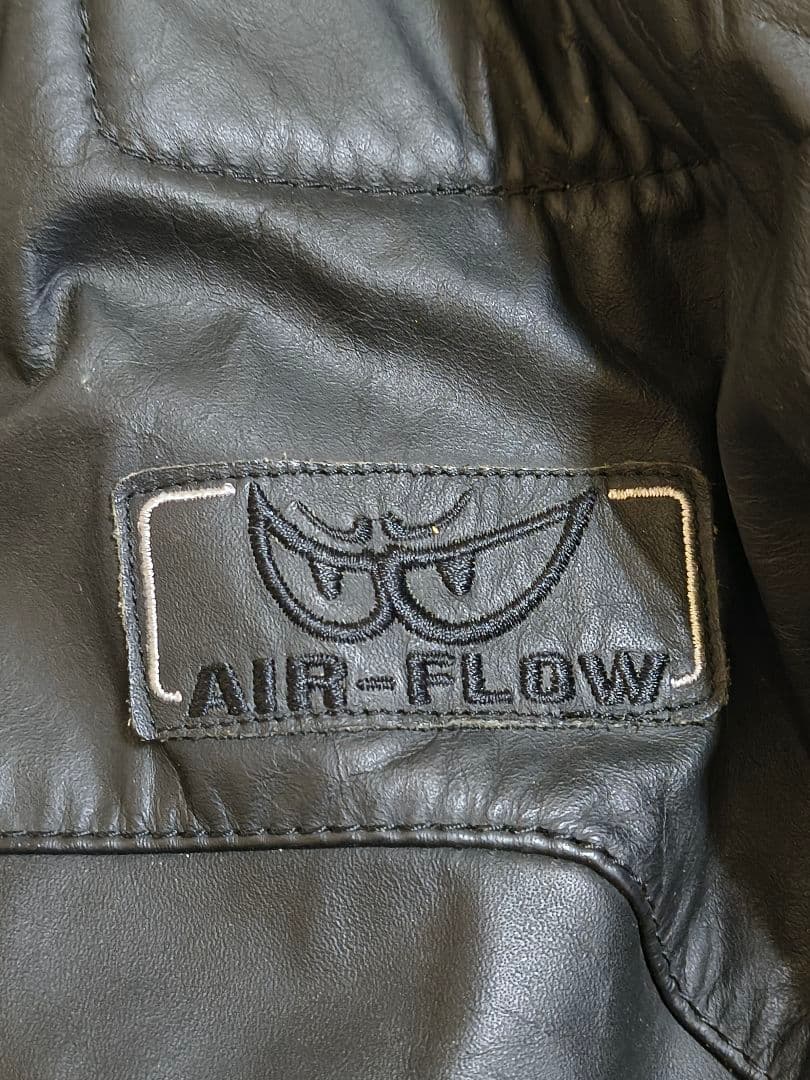 BERiK本革バイクジャケット