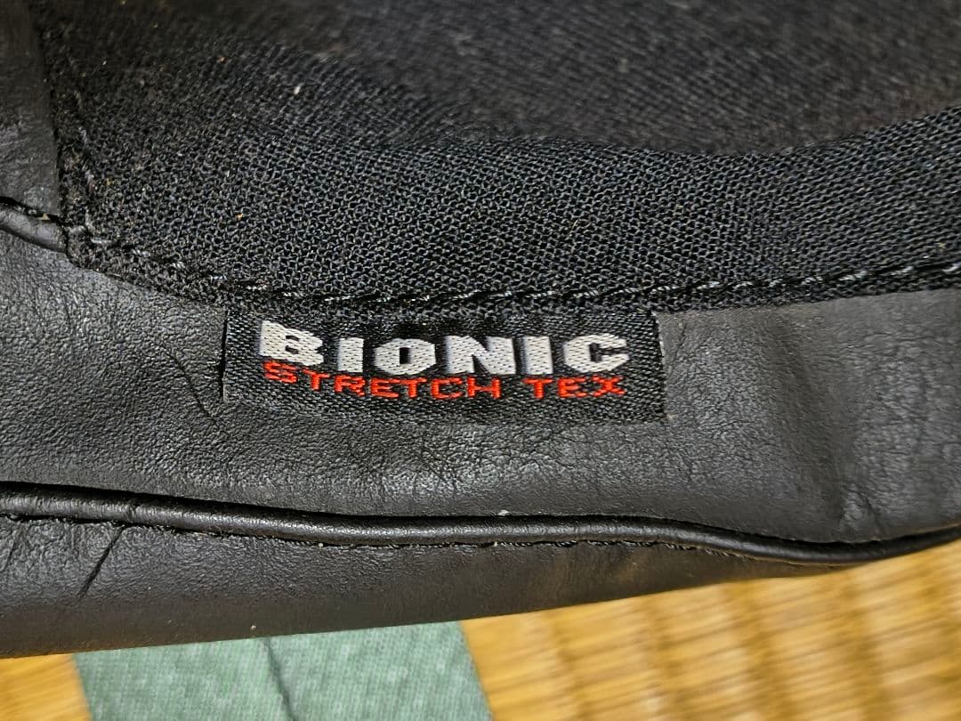 BERiK本革バイクジャケット