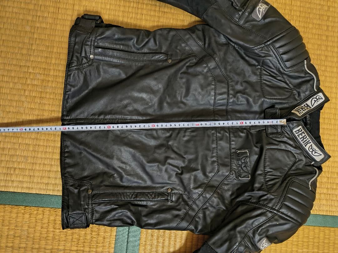 BERiK本革バイクジャケット