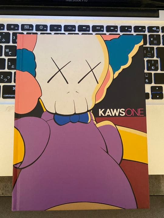 【美品】絶版KAWS 「ONE」アート集　作品集　2001年発刊