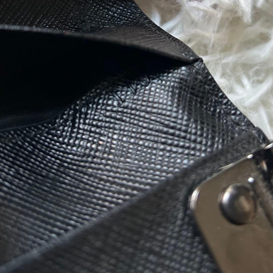 現行✨美品 プラダ サフィアーノレザー 6連 金具ロゴ キーケース