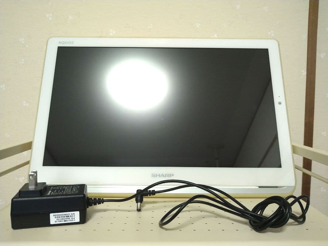 SHARP AQUOS 2T-C16AP 16型 シャープ ポータブル液晶テレビ