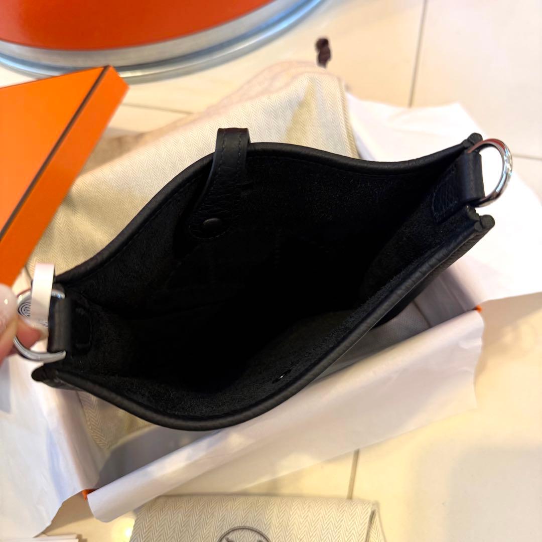 【新品未使用】エルメス ミニ エブリンtpm ノアール シルバー K刻印