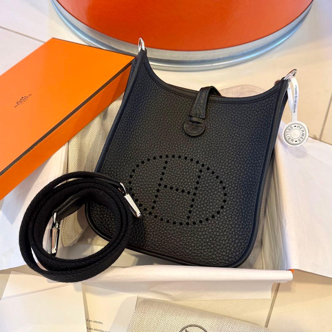 【新品未使用】エルメス ミニ エブリンtpm ノアール シルバー K刻印