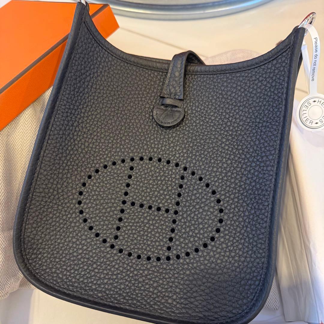 【新品未使用】エルメス ミニ エブリンtpm ノアール シルバー K刻印