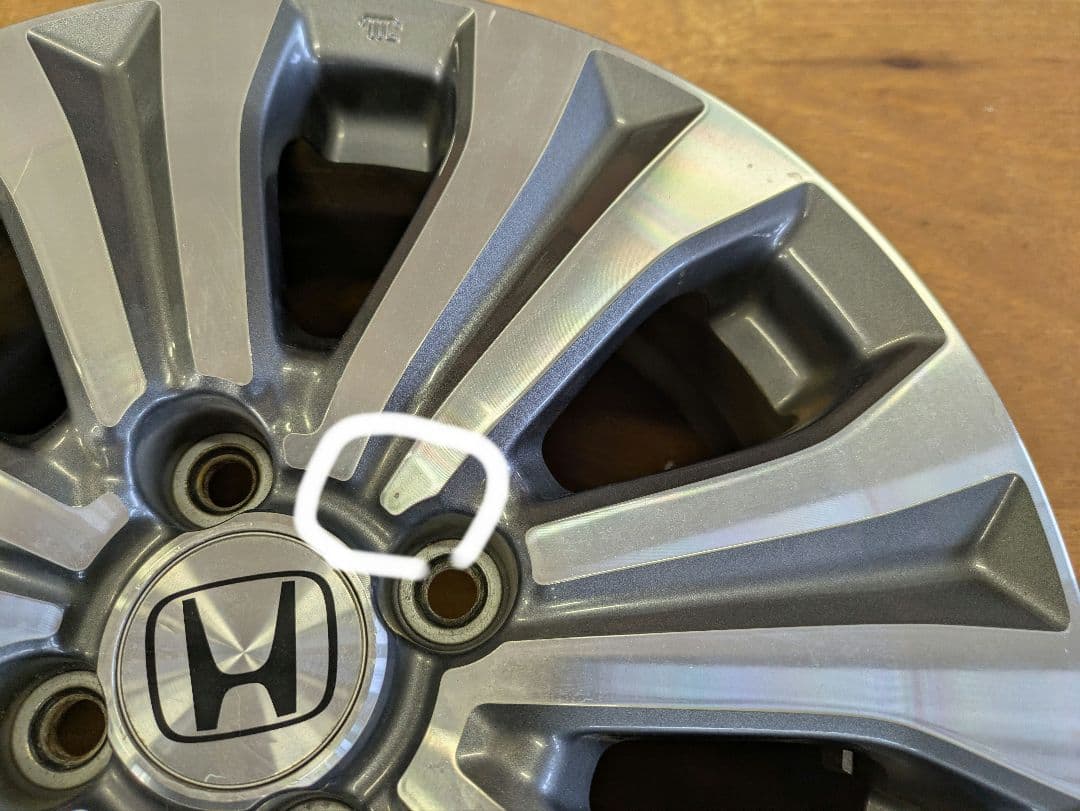 フリードスパイクGB３　アルミホイール 15インチその２