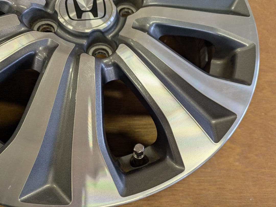 フリードスパイクGB３　アルミホイール 15インチその２