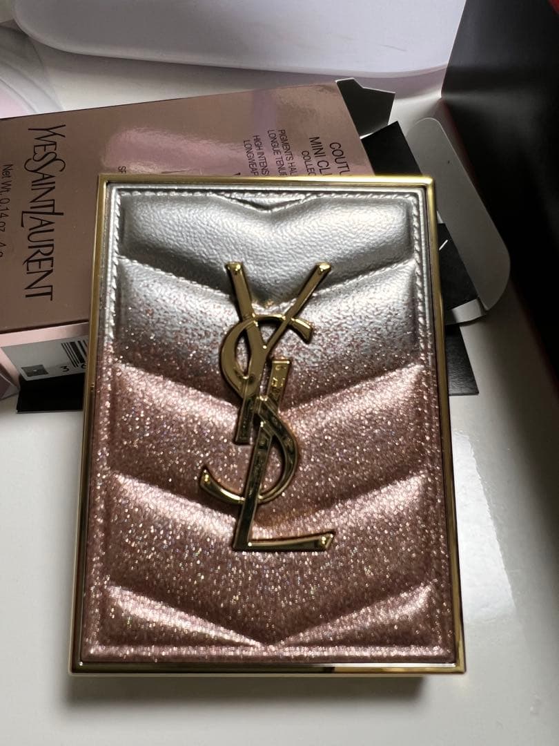 YSLイヴサンローラン　126　クチュール ミニ クラッチ コレクター　2026