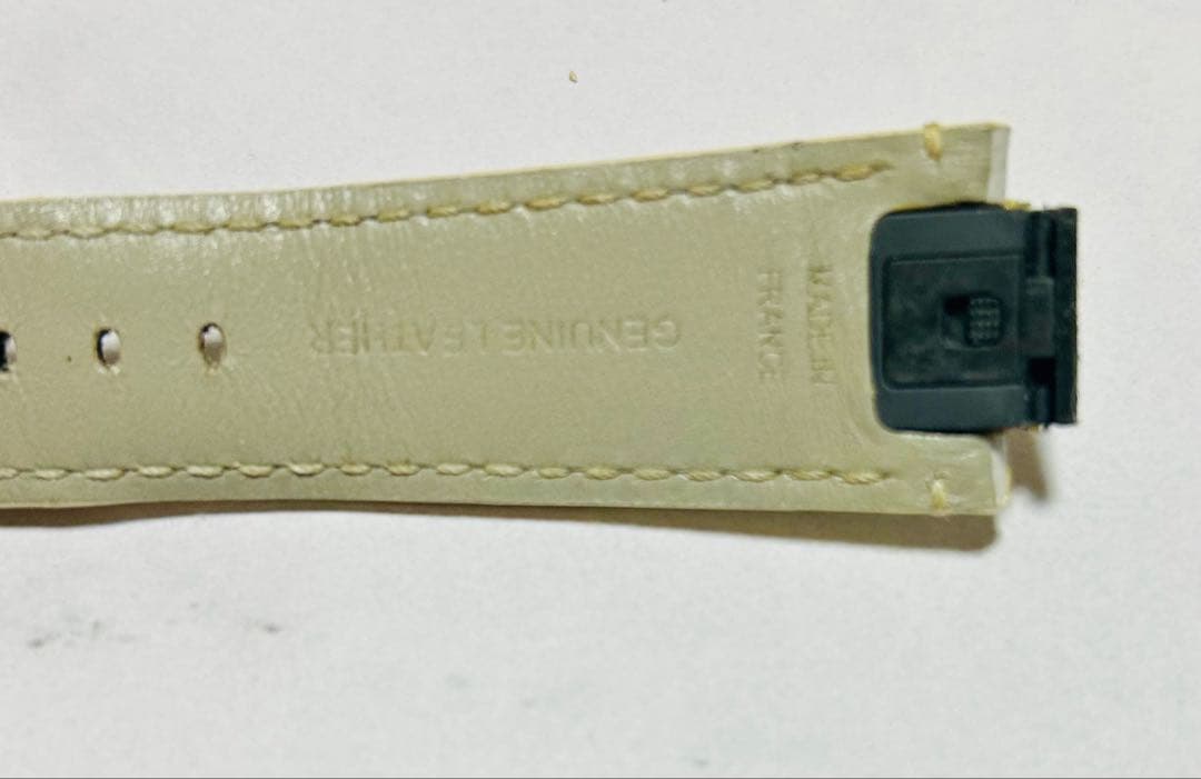 LOUIS VUITTON ホワイトレザーベルト 凸部12mm