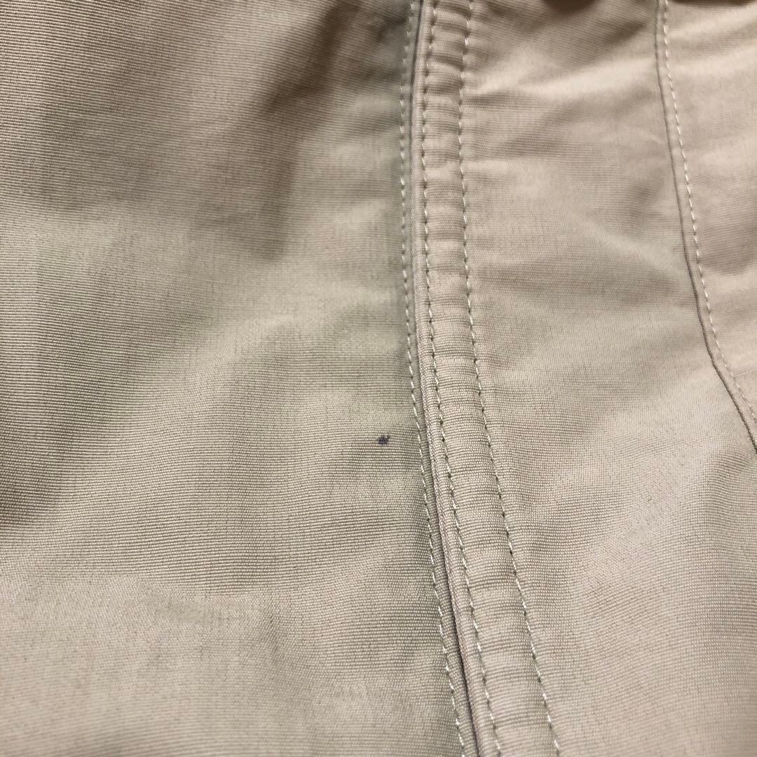 POLAND DOWN フード付きダウンジャケット