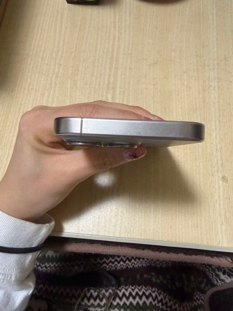 スマートフォン本体 Apple iPhone 15 pro 256GB