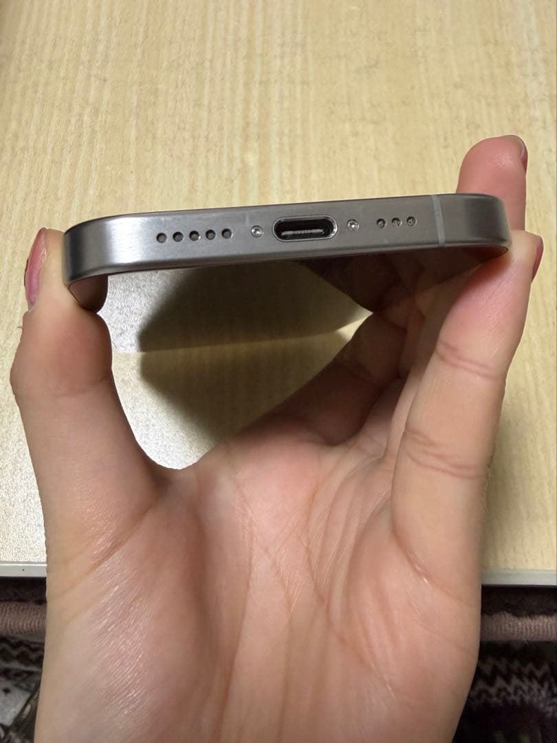 スマートフォン本体 Apple iPhone 15 pro 256GB