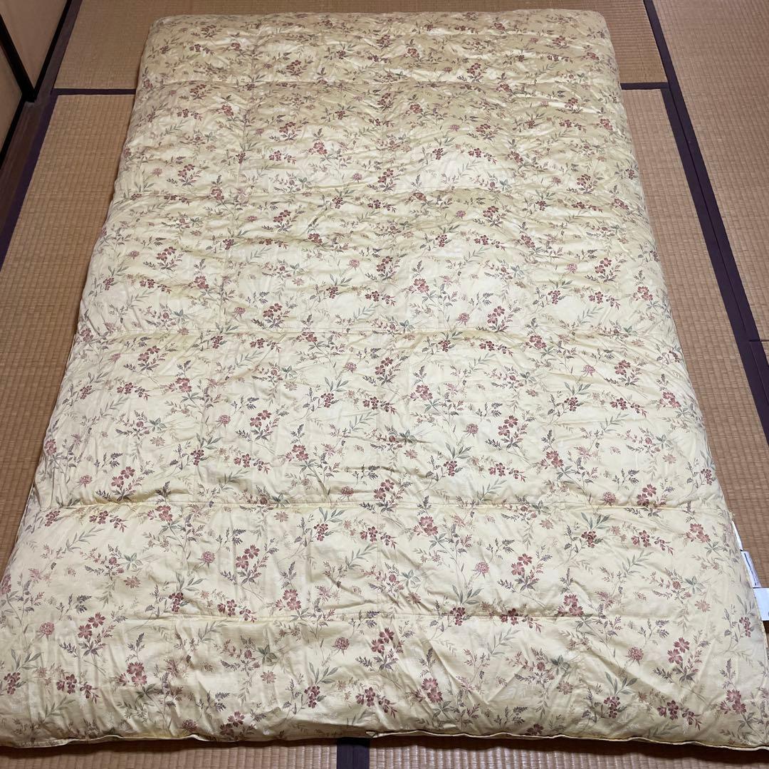 美品 羽毛布団 西川リビング ゴア
