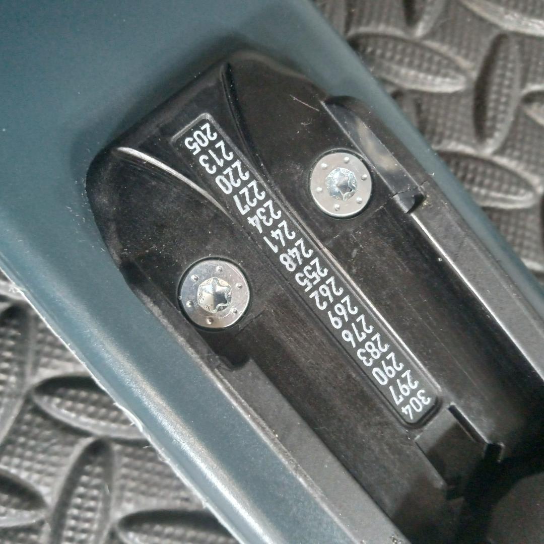 【130cm メンテ済み】中古ジュニアスキー板 ROSSIGNOL ロシニョール