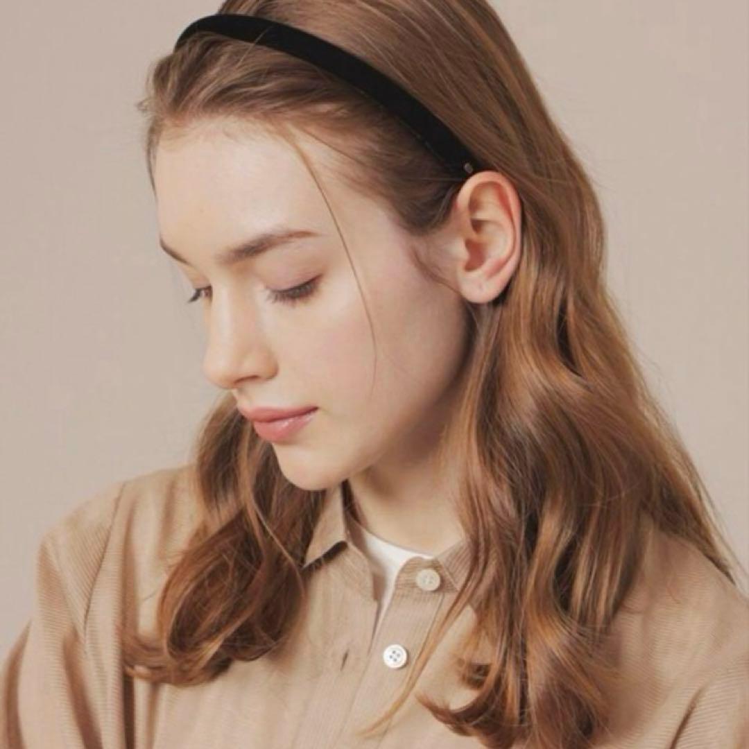 【美品】アレクサンドルドゥパリ カチューシャ　ベロア 黒 ブラック