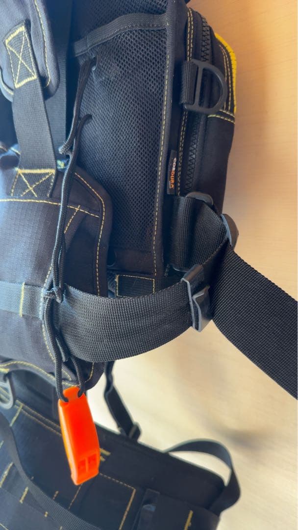 Daiwa 黒 ライフジャケット DF-6104