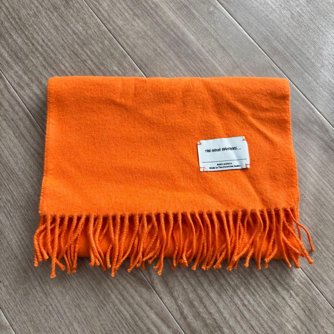 THE INOUE BROTHERS オレンジ マフラー