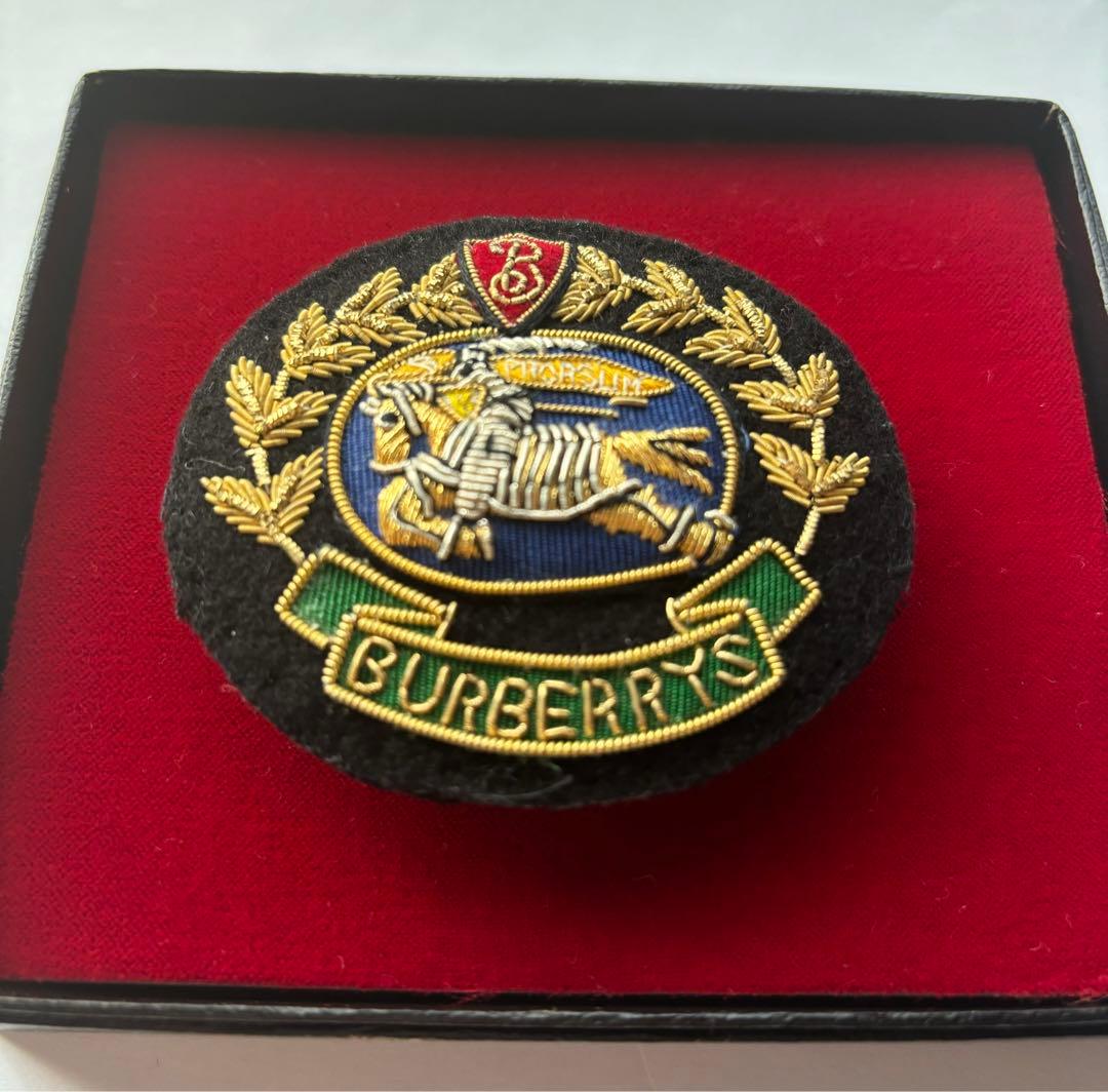 希少！☆Burberry☆バーバリー　エンブレム　ピンブローチ　ビンテージ