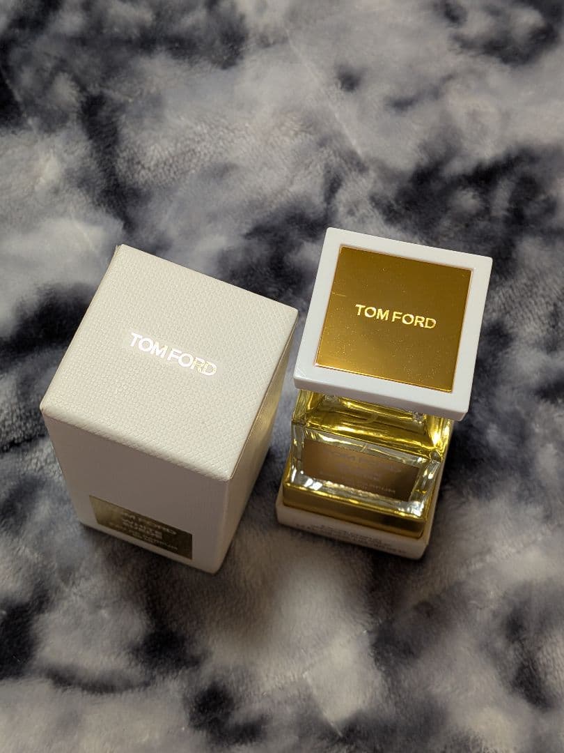 み*ー様 TOM FORD WHITE SUEDE 50mL Eau de Pa