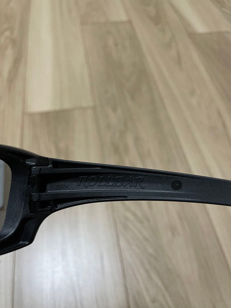 ESS ROLLBAR サングラス