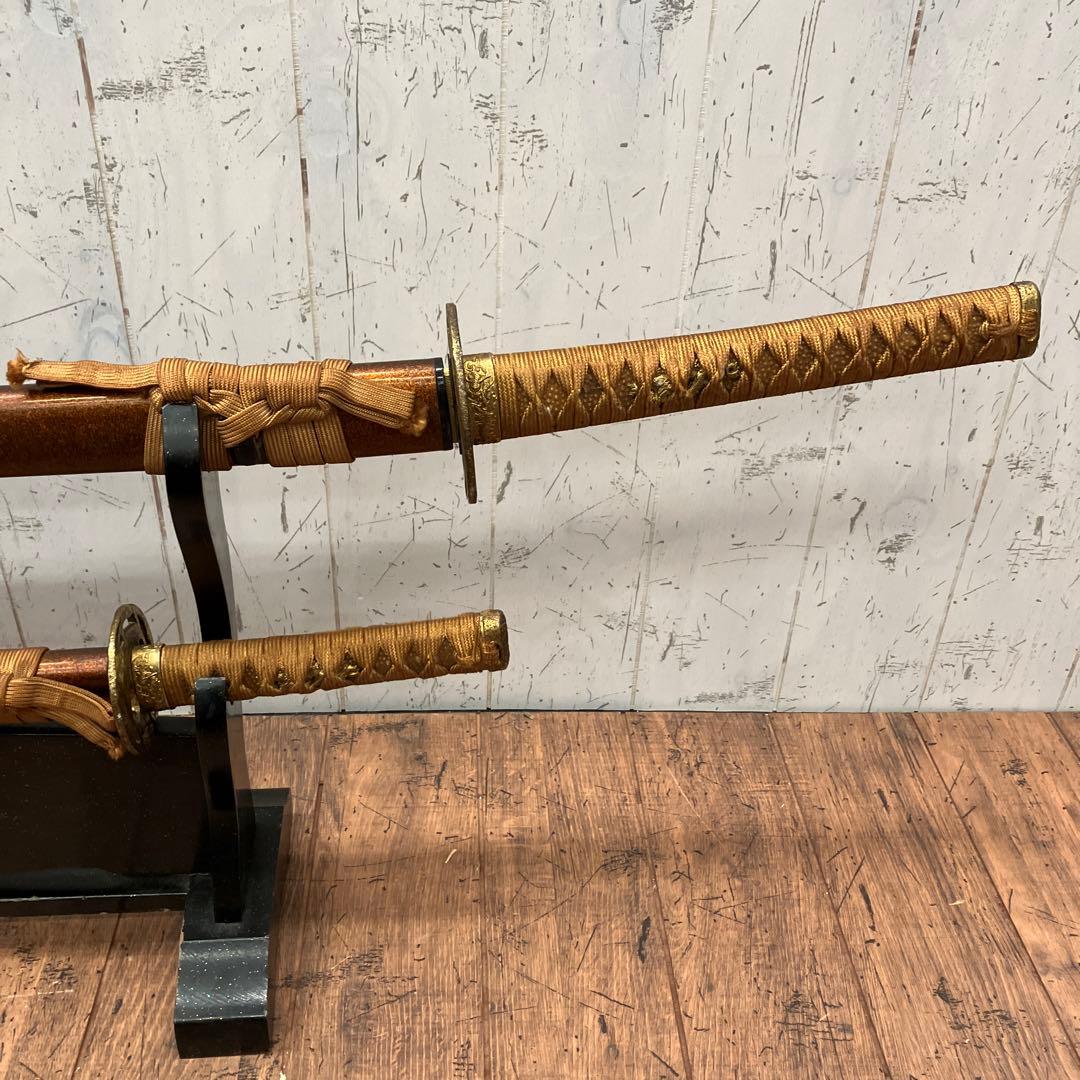 日本刀 模造品２本 模造刀 刀 武士 江戸 侍 台付 剣 希少 模擬刀 刀置き