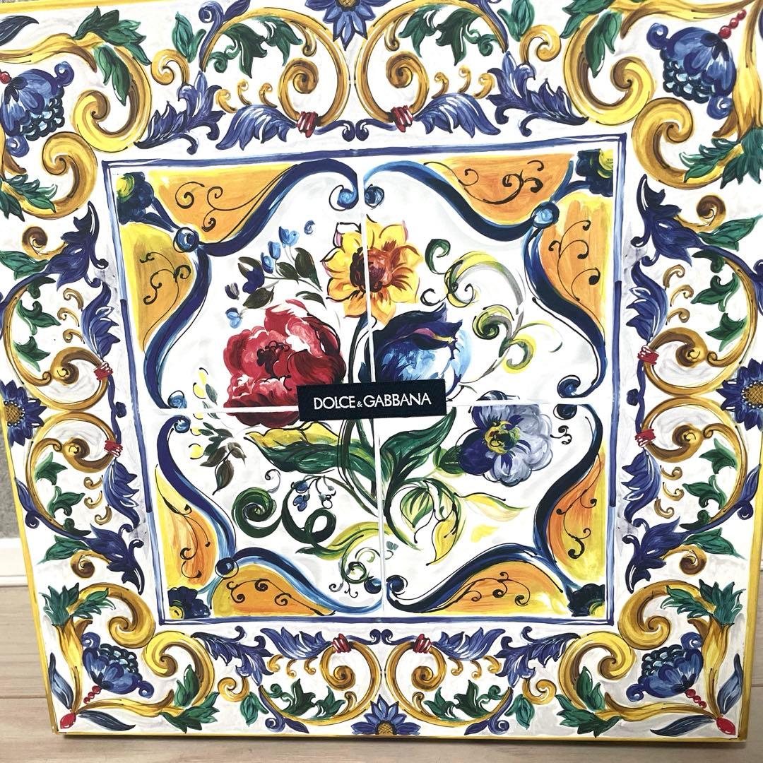 極美品■DOLCE & GABBANA ドル チェ&ガッバーナ　マヨリカ柄 大判
