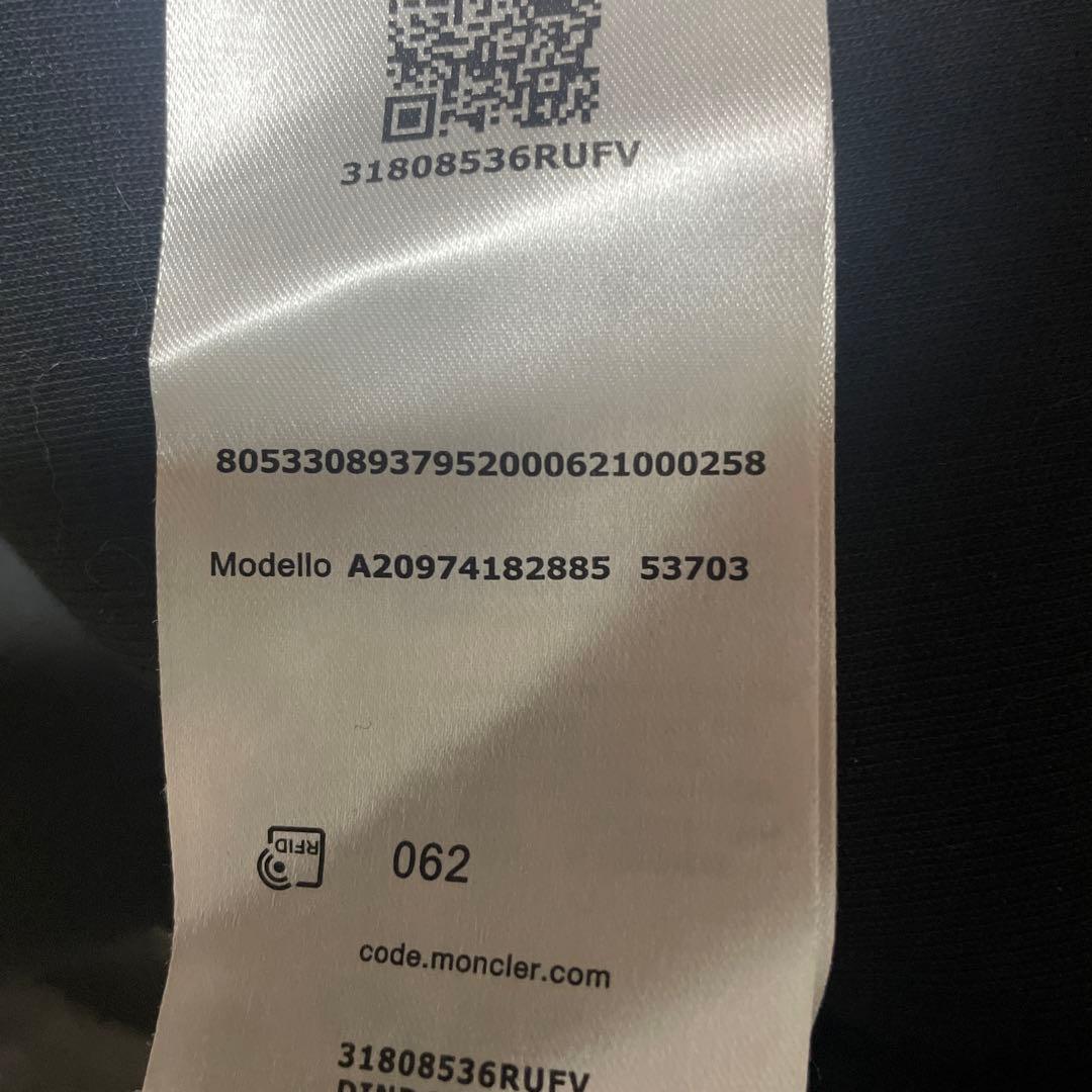 MONCLER ブラック カットソー値下げありコメント 宜しくお願いします