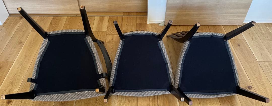 ダイニングチェア　椅子　カリモク家具　おしゃれ　3脚