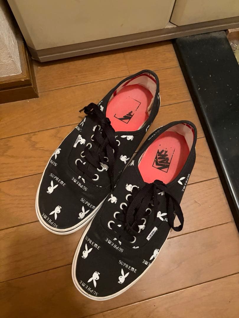 Supreme Playboy vansコラボ スニーカー ブラック