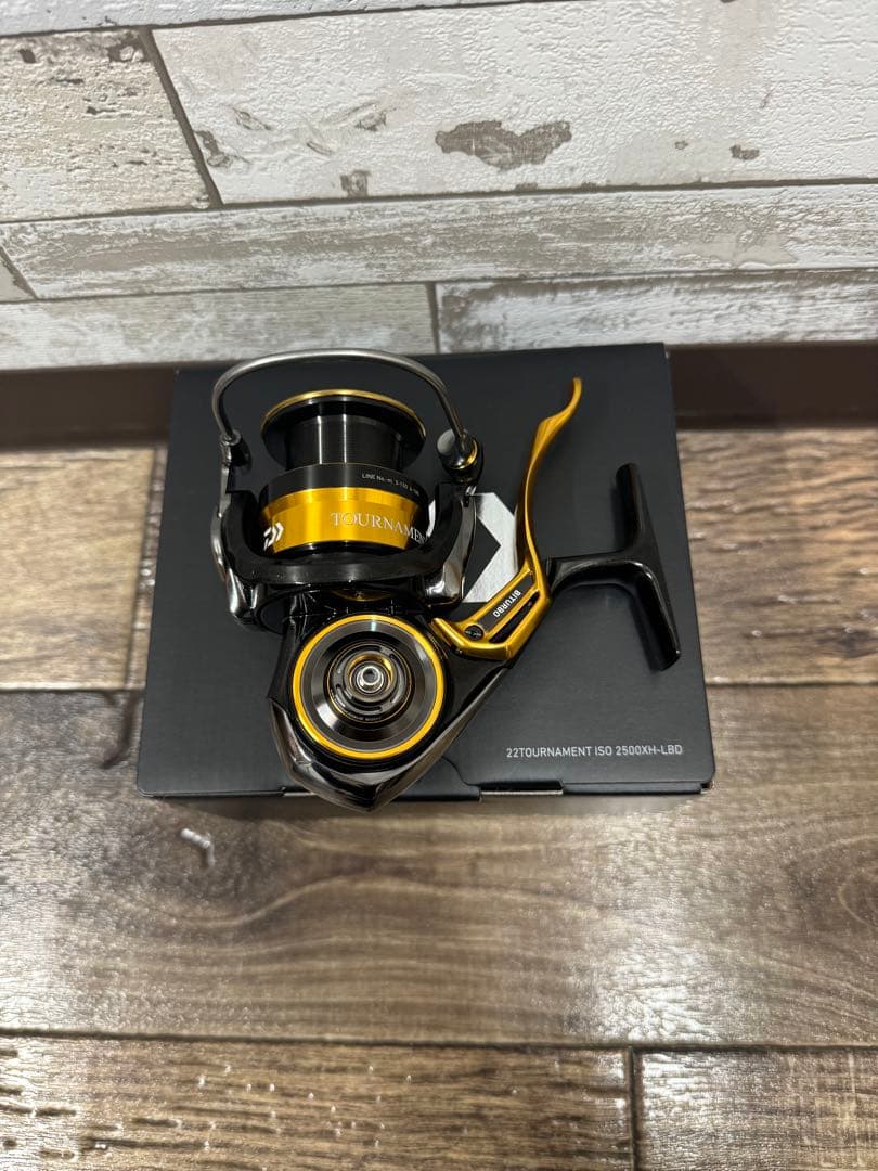 リール TOURNAMENT ISO2500XH-LBD