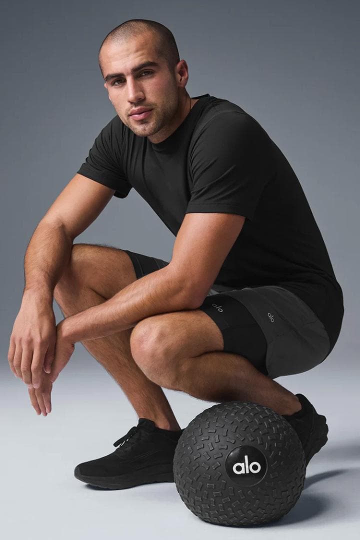 Alo yoga正規品アローヨガ クルーネック ショートスリーブ　ブラック美品