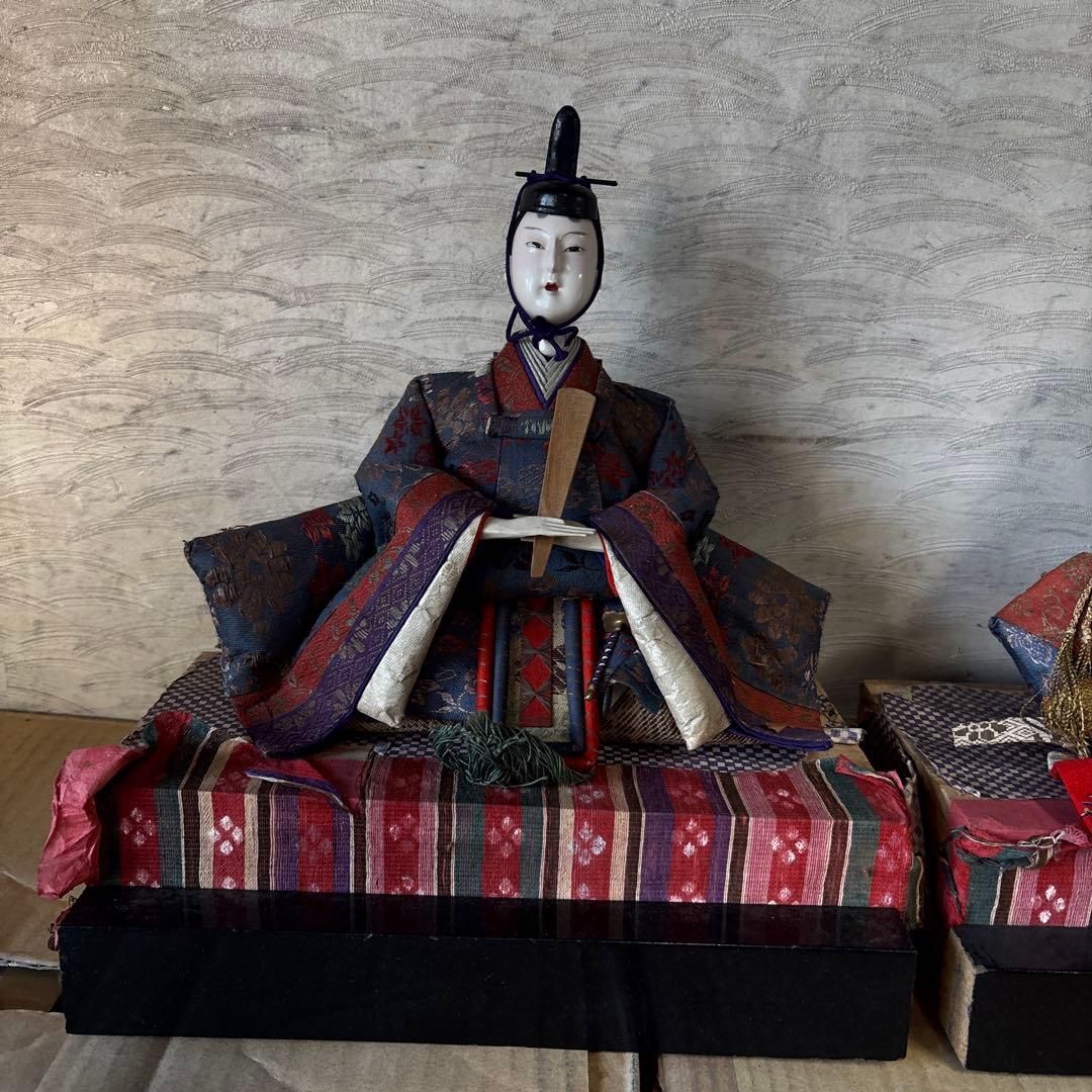 伝統的な雛人形セット 明治時代
