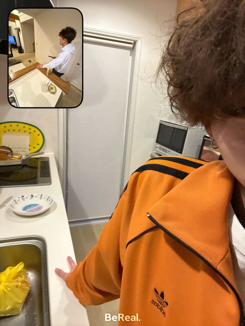 adidas アディダス トラックジャケット オレンジ 黒