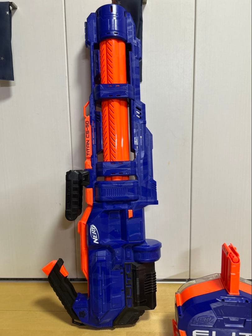 r*1様 (激レア）NERF Titan CS-10 トイガン 80発マガジン