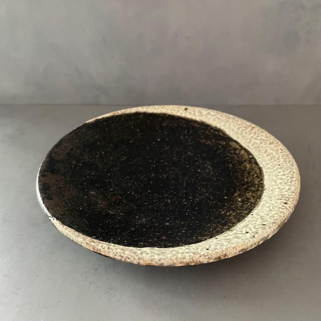 薮本寛之さんのお皿2枚