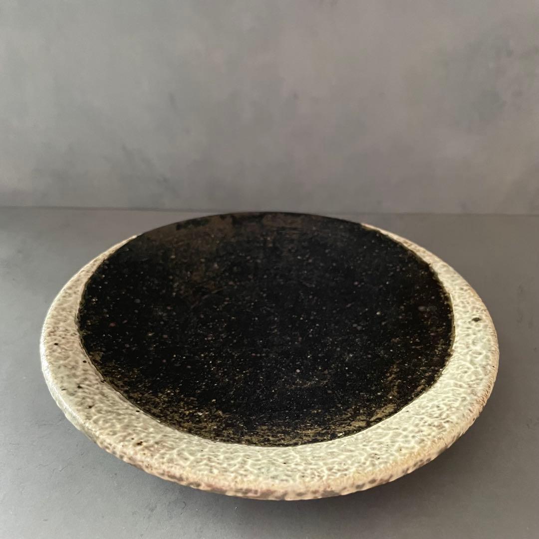 薮本寛之さんのお皿2枚