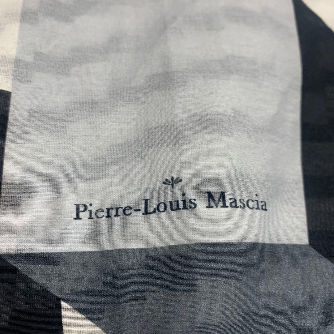 Pierre Louis Mascia ストール