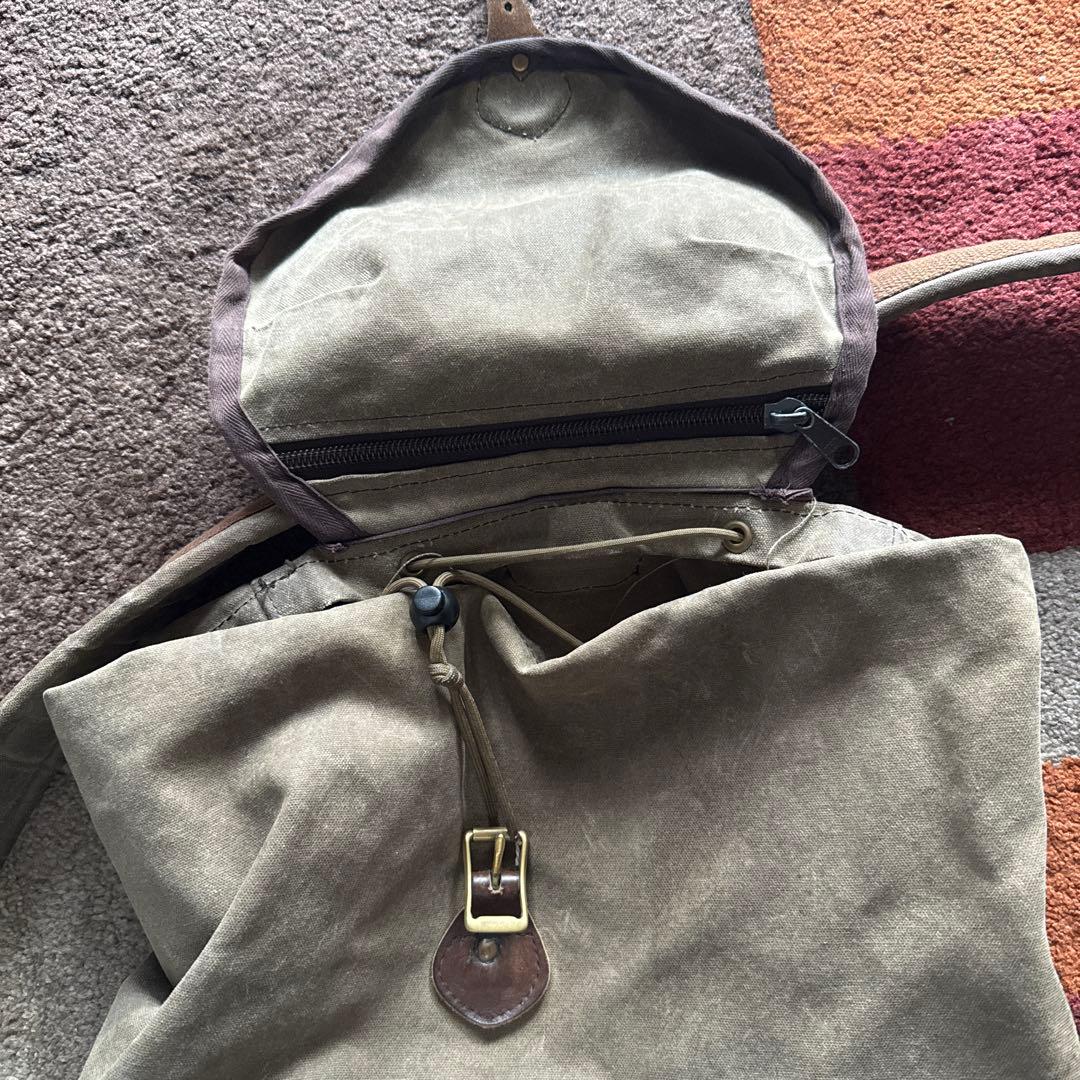 Frost  オリーブ キャンバス バックパック