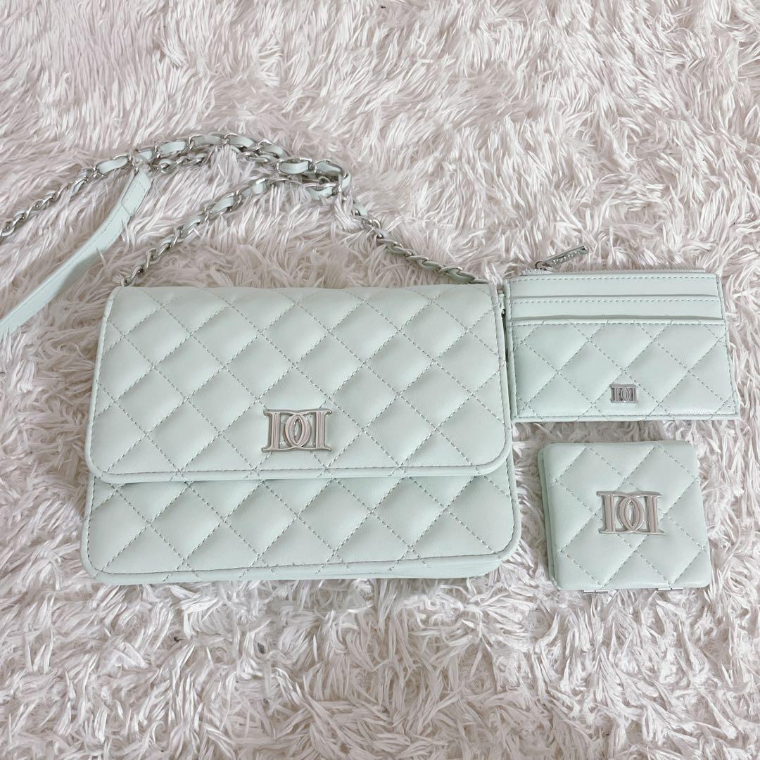 極美品 Darich ダーリッチ DDロゴキルティングトラベルセット