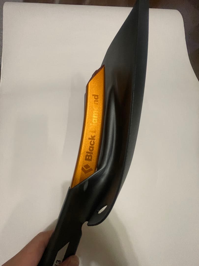 新品未使用　ブラックダイヤモンド スノーボード用スコップ バックカントリー